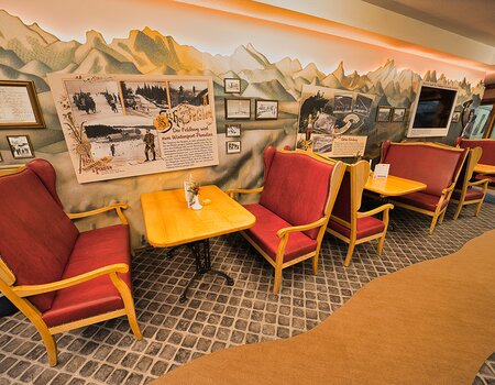 Restaurant mit Bilder zur Geschichte